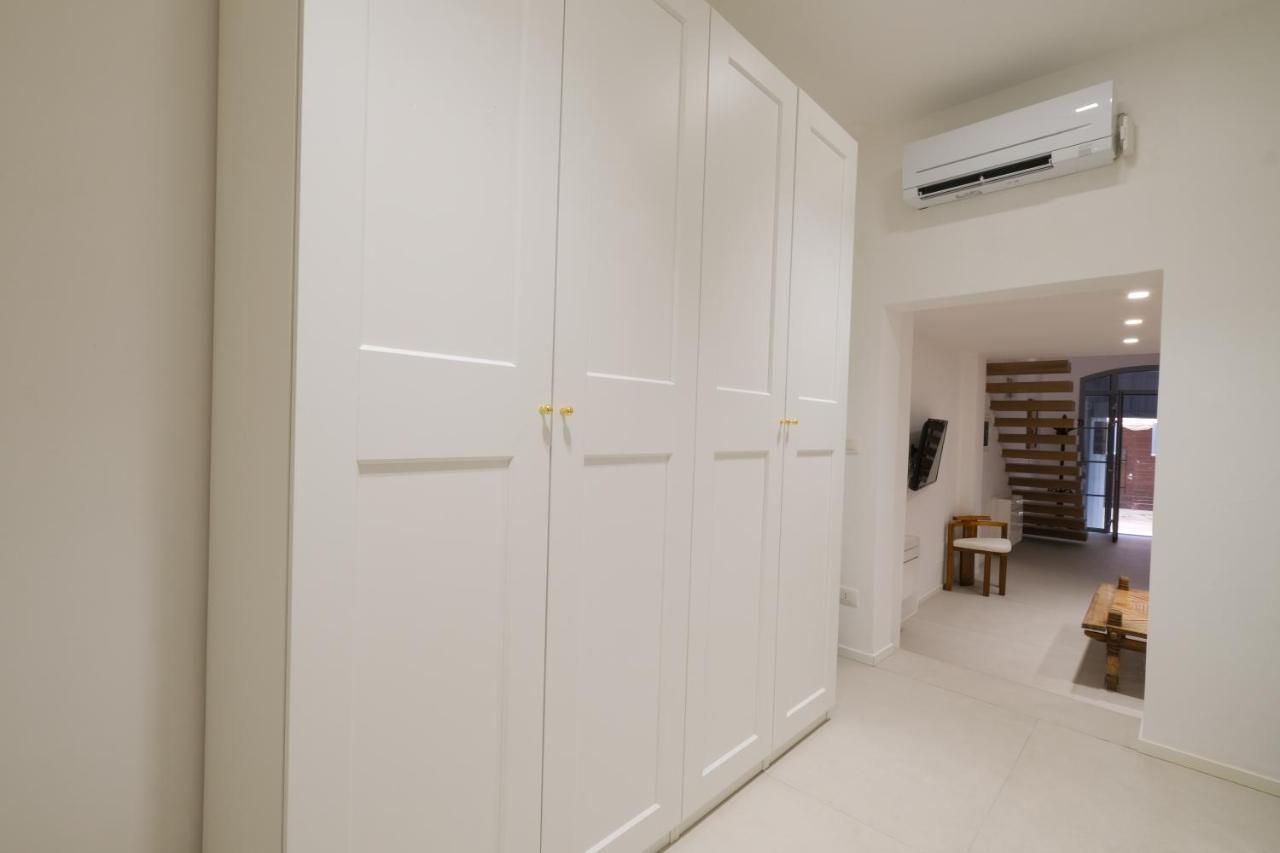 Old Stone House Apartment Bari Exterior photo
